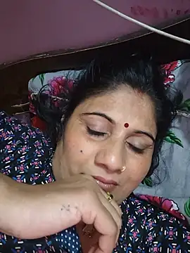 Karishma_bhabi02