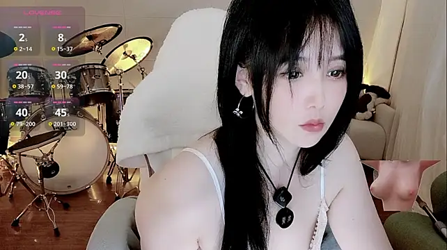 Evangelin-e live sex cam
