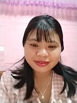 Xuka_lyss live cam on StripChat