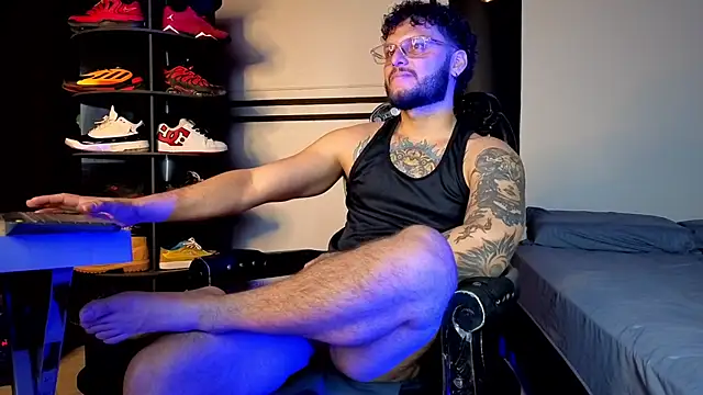 Tadeo_Prieto_ live cam on StripChat