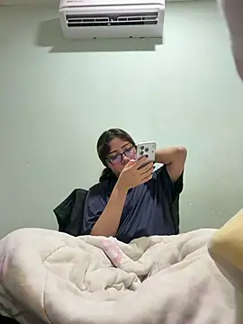 LatinaHornyy
