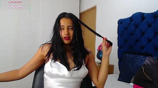 lili666_ (F young) - Slap smallboobs x 10🍒