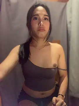 hugecock_mandy live cam on StripChat