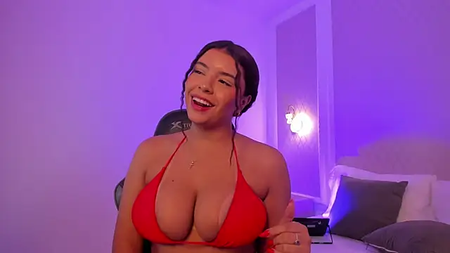 evelin_villan live cam on StripChat