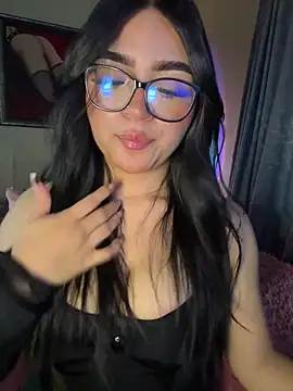 Lana_Hands live cam on StripChat