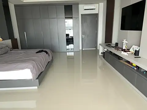 Nura_n_Sarah webcam