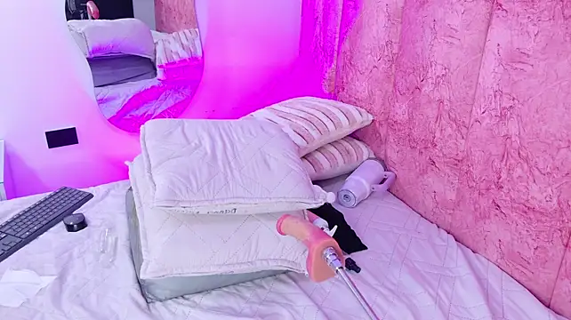 emmacurvy