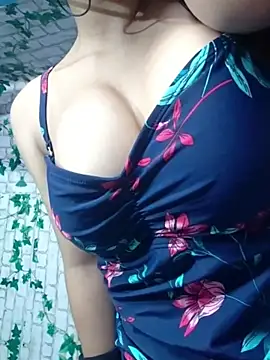 ANITA2529 live cam on StripChat