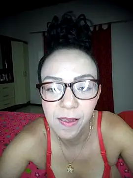 CrissDessire webcam stripchat model stream image