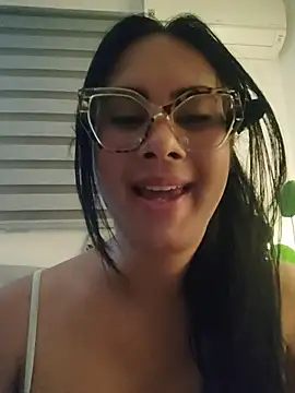 Rashell-Zepol live cam preview