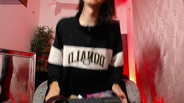 lana_gill1