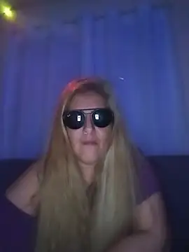 PamelaEmarido live cam on StripChat