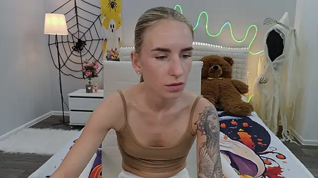 DeboraHorny