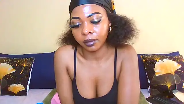 DiamondLuv29 live cam on StripChat