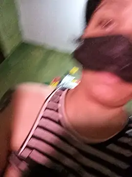 Sidra_alarab live cam on StripChat