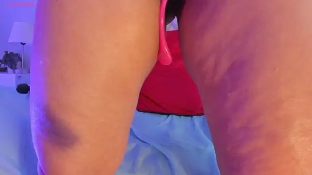 Eva-Millss live cam preview