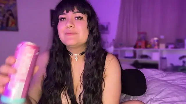 Daisyymarieee live cam on StripChat
