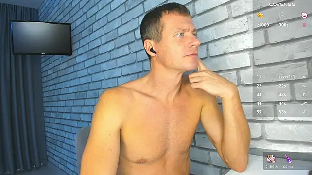 Smallnipples live cam on StripChat