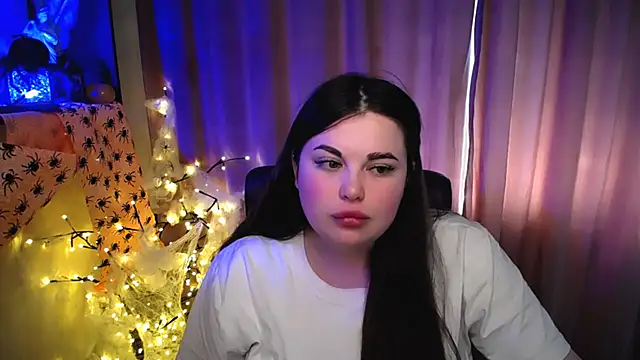 Emily_Mo