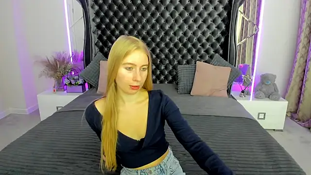 Alina_Blonde
