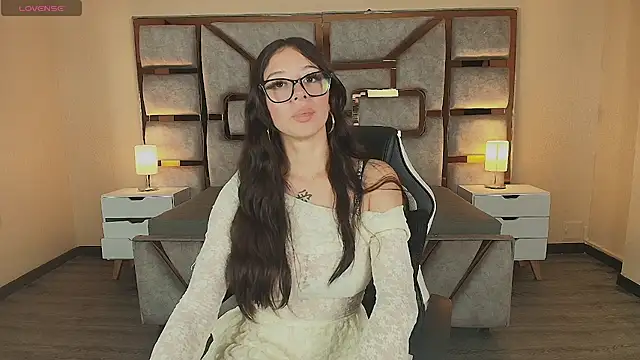 Alli_Kori webcam