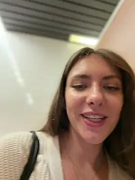 MariiD webcam