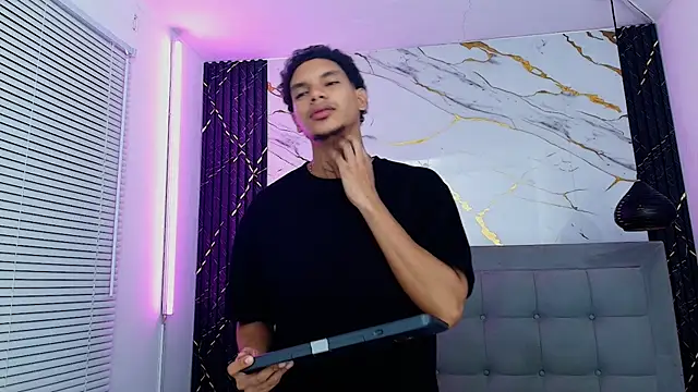 kai_storm77 (M twink) - SHOW OIL