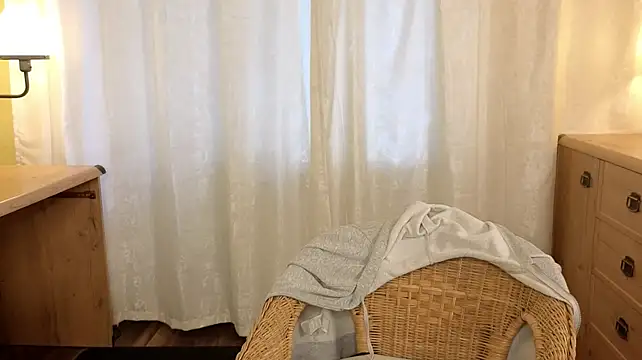 EunaBux webcam stripchat model stream image