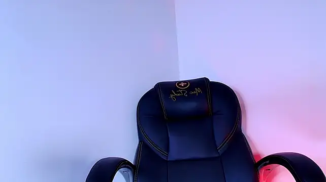 naomi_kyse