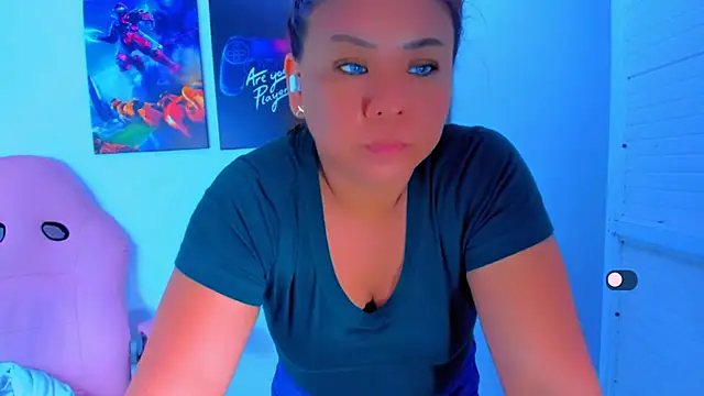 victoria_love89 live cam on StripChat