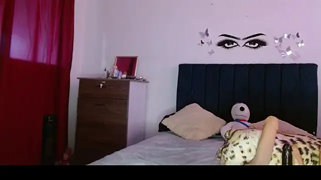 Keyler_True18 live cam on StripChat
