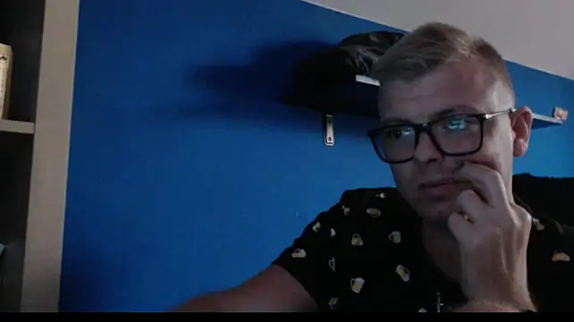 blondeboy92