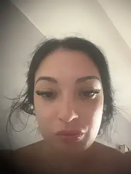 emmanow live cam on StripChat