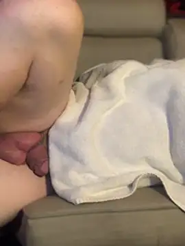 Ldnick69 live cam on StripChat