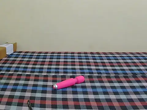 vansika-1 live cam on StripChat
