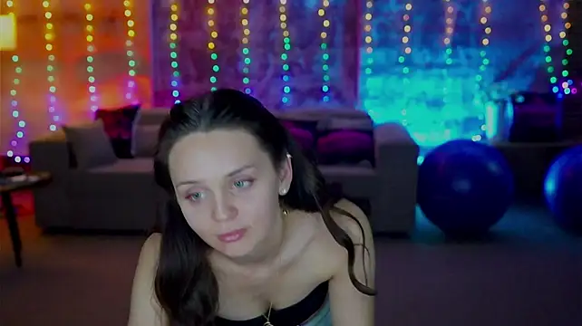 Olivia054_Sweet webcam stripchat model stream image