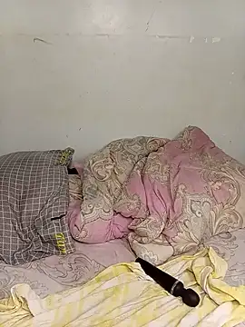 Petite_Nana