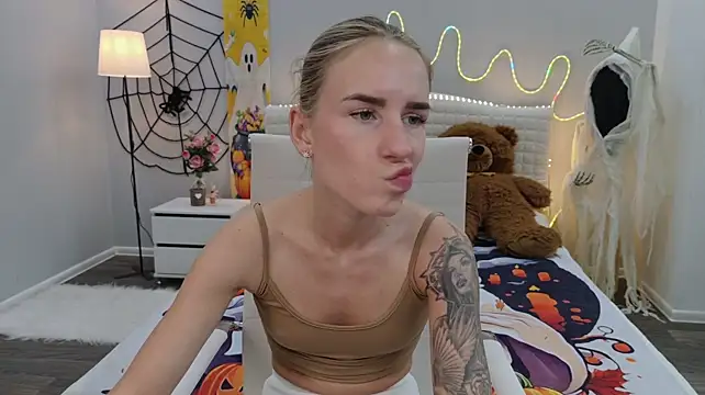 DeboraHorny