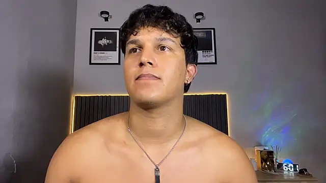 Leo_Savage_