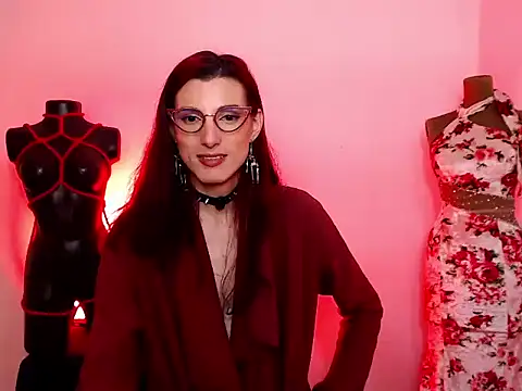 Moira-Hot live cam on StripChat