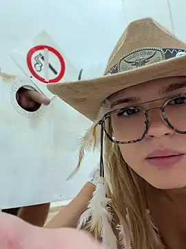 Nicoleevien