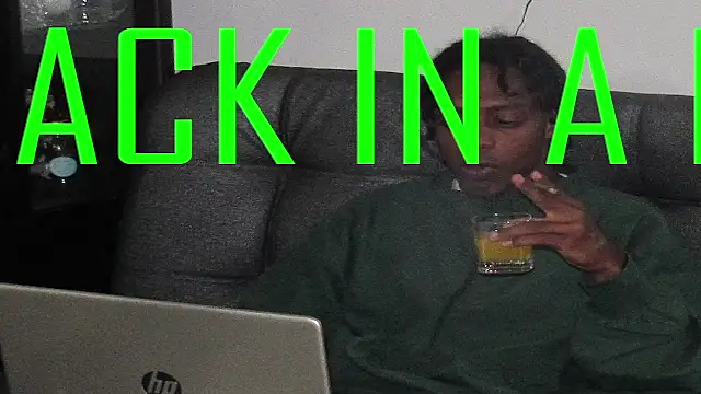 Larry-n-clouds live sex cam