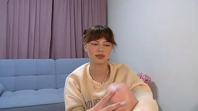SelenaVeyne