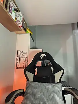 AsianMilfSheryl
