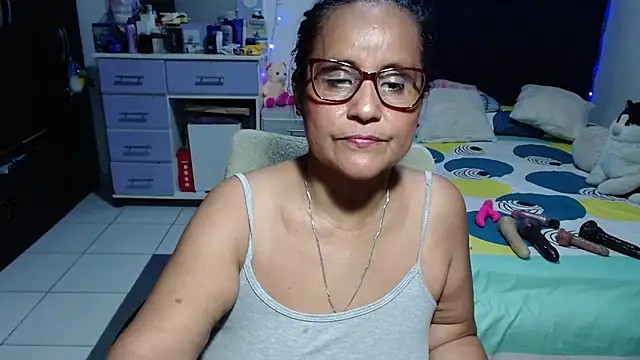 pervert_mommy_ live cam preview