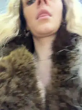 Love_Bri webcam