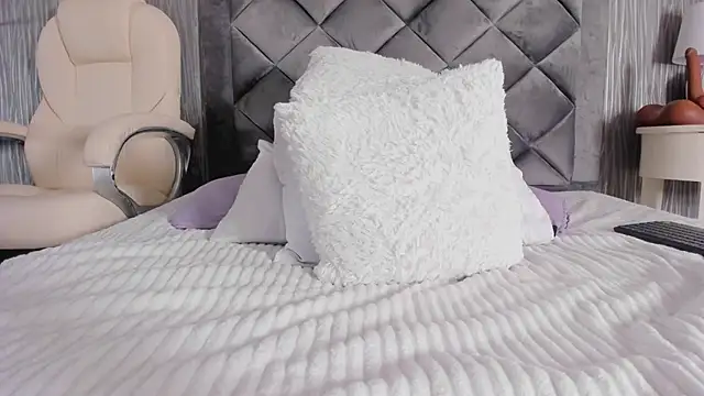Ashly_bloom_