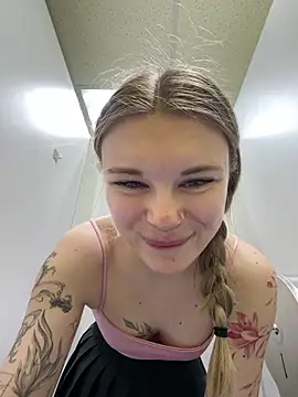 -MiaKitty