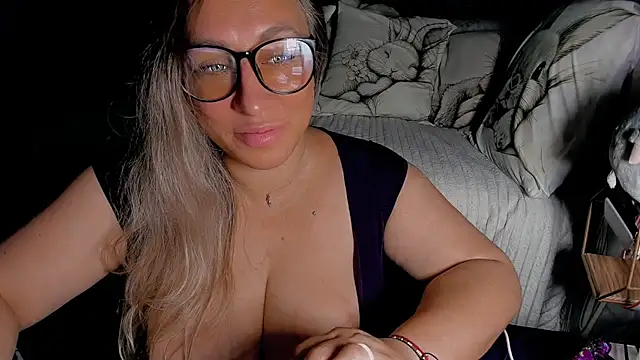 CumOnMy_Tits