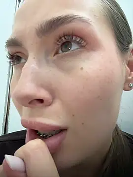 Coconut_milk Live Webcam on Stripchat